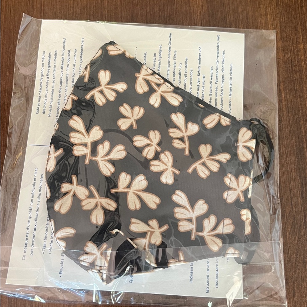 Tory Burch Face Mask Non Medical Grade